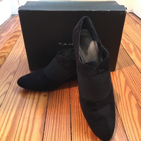 HP: TAHARI Ta-Sara Suede Ankle Boots - Size 10 - Picture 1 of 11